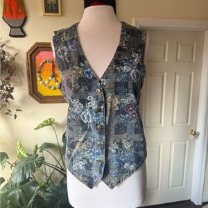 Northwest Blue Vintage Floral Plaid Button-Down Vest